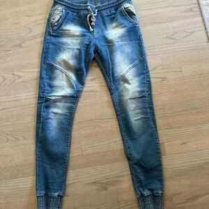 Stylish Blue Jogger Jeans for Women